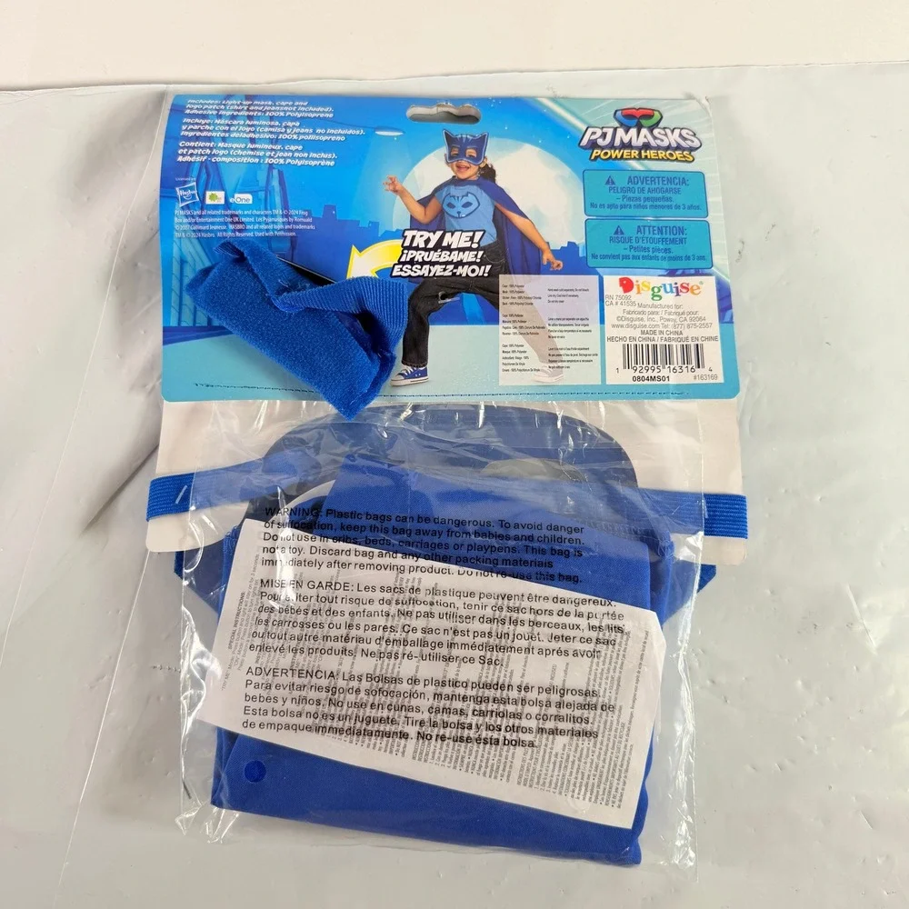 PJ Masks Catboy Power Heroes Costume Set Light-Up Mask Cape Accessory Kit New